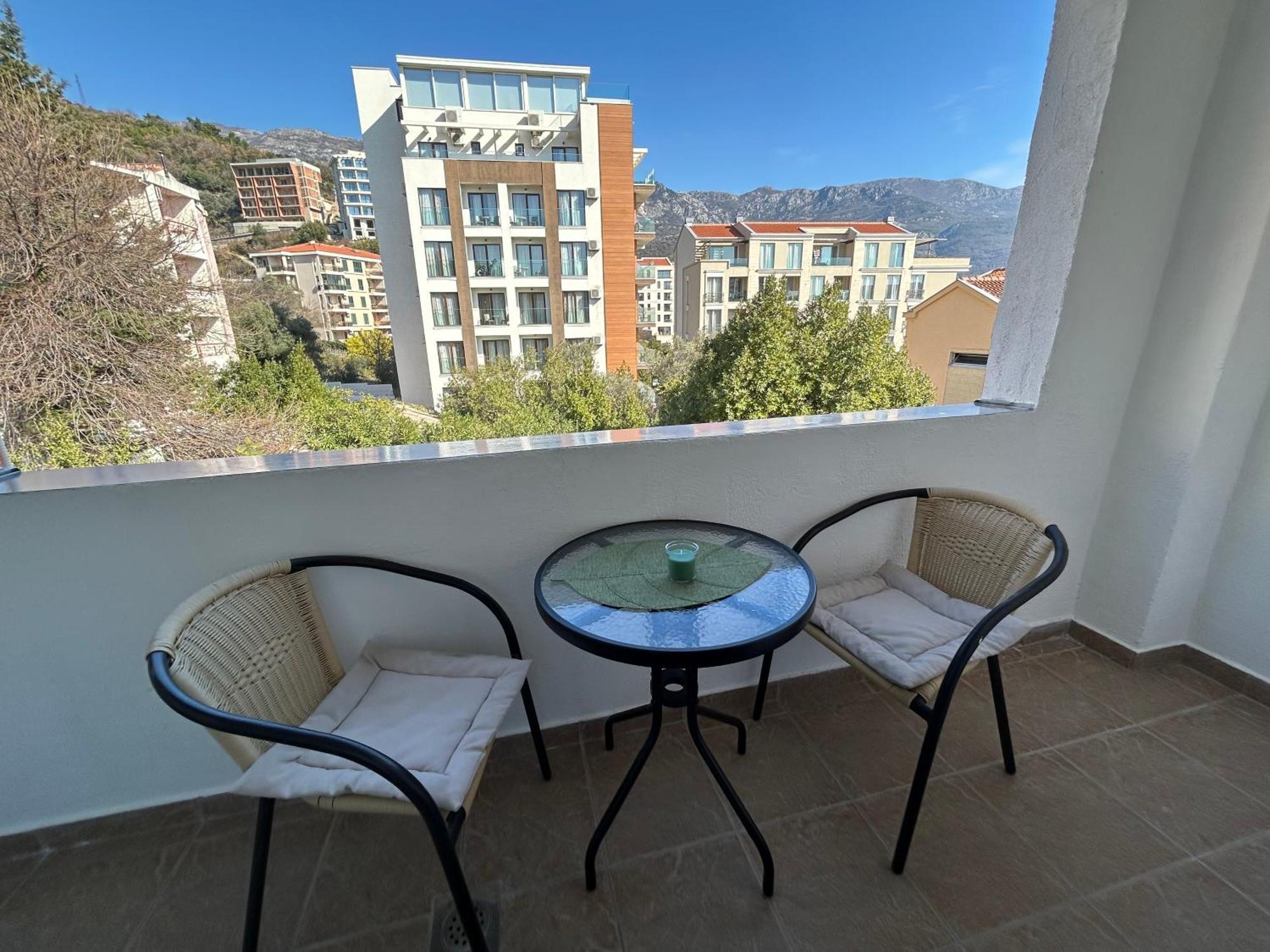 Apartments Mitende Budva Exterior foto